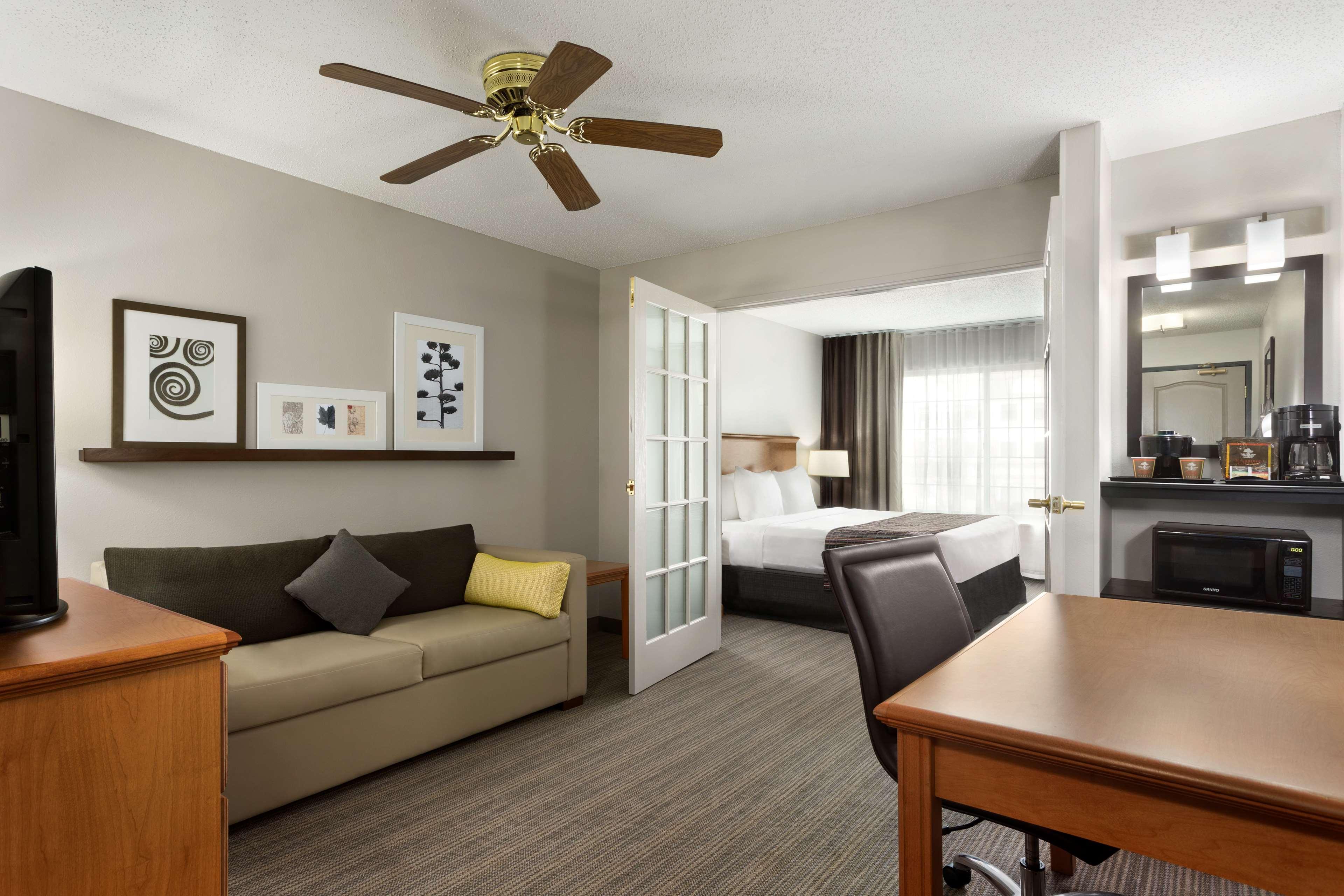 Country Inn & Suites By Radisson, Columbus Airport, Oh Экстерьер фото